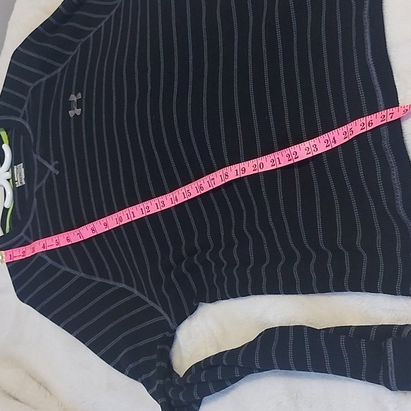 Men's Under Armour All Season Gear loose fit long sleeve thermal knit tshirt - Picture 6 of 7